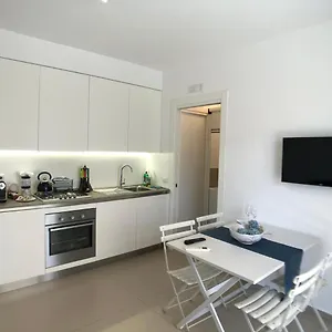Vista Mare Con Parcheggio Privato Appartamento Marina di Ragusa